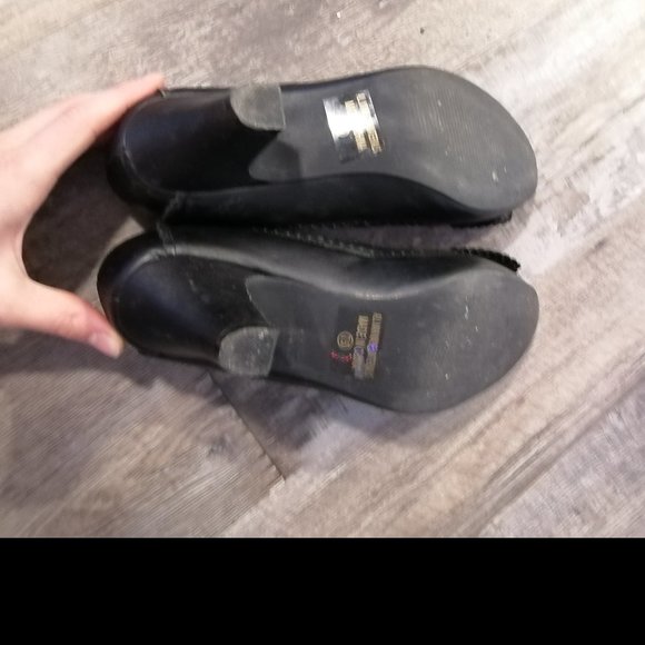 Black Chase + Chloe Retro Heels - Picture 4 of 4